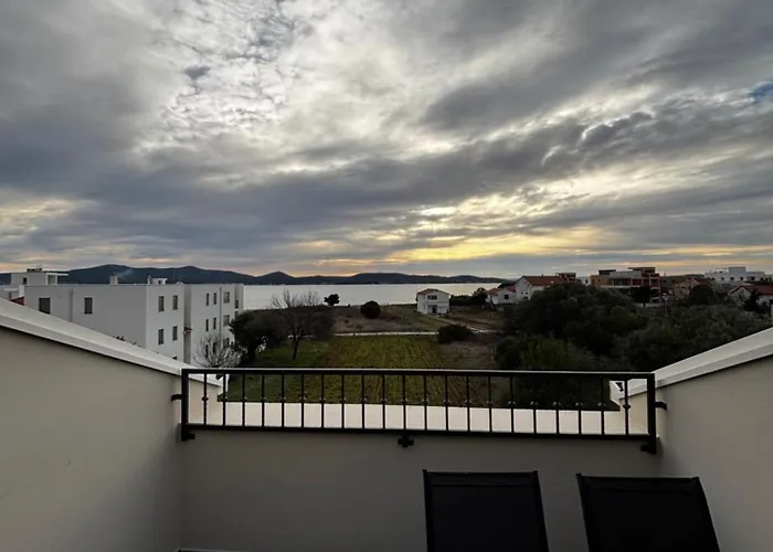 Апартаменты Elvis 3 Сукошан